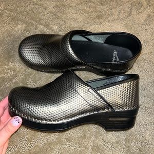 Womens Metallic Pattern Dansko Clogs